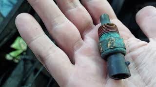 Five Minute Fix 29 - ECT Replacement 1995 Gulfstream Sunsport RV Chevy P30 454
