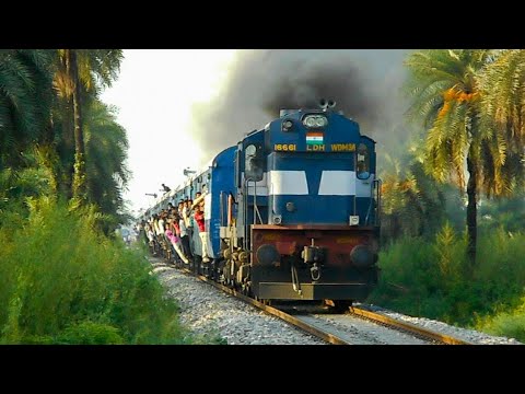 Heavily Smoke Eruption American Locomotives : Indian Railways ALCo Compilation