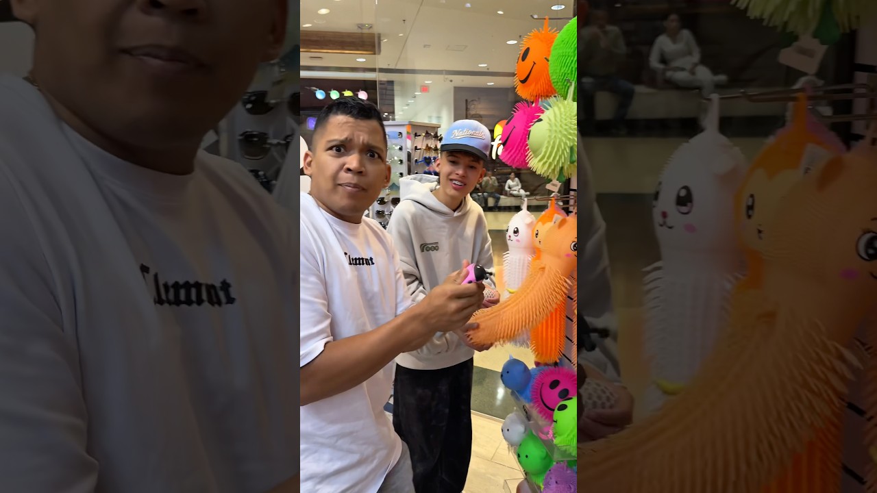 PAPI ME COMPRAS ESTE ANIMALITO ES UN SQUISHY #shortviral #funny #funil #familiaibañez #humor #comed