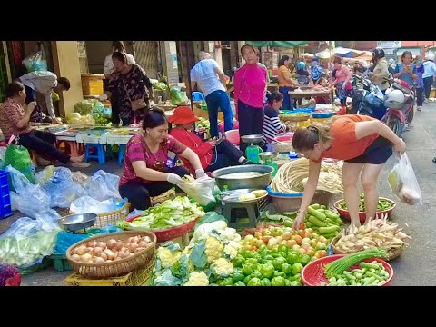 Evening Cambodia Wet Market Scene In Phnom Penh: Lifestyle Vendor, Pork, Fish, Vegetable