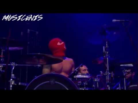 twenty one pilots: Tyler's Mic Getting Cut Off During Car Radio (BBC Radio 1 Big Weekend 2016)