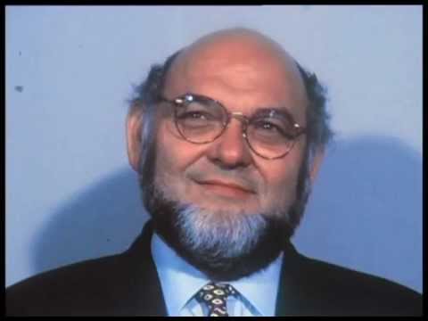 Robert Hue (1995) by Gérard Courant - Cinématon #1776