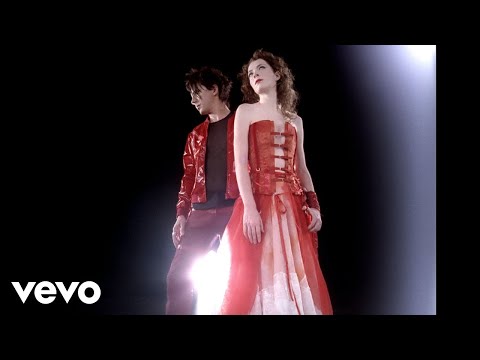 Indochine - Le grand secret (Clip officiel) ft. Melissa Auf der Maur