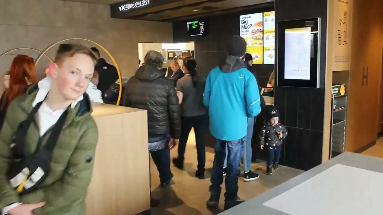 Otevření McDonalds v Prostějově (únor 2023)