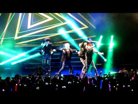 010914 U KISS First US Tour in NYC - Bingeul Bingeul [HD fancam]