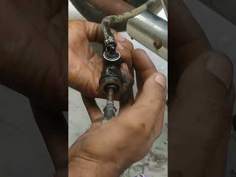 Royal Enfield Classic 350 Rear Disk Break Master Cilynder Repair #royal #enfield #bullet