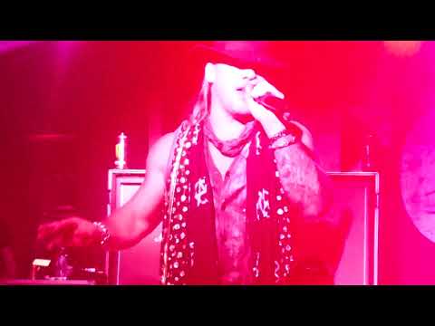 Fozzy - One Crazed Anarchist (Charlotte 9-19-18)