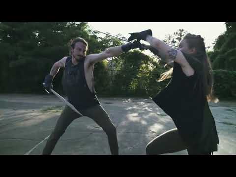 Arming Sword V. Falchion