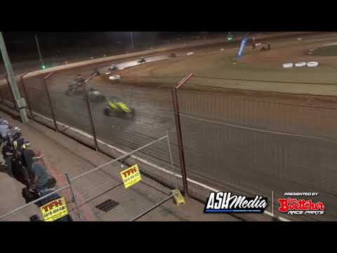 Compact Speedcars: 2015/16 Queensland Title - A-Main - Carina Speedway - 19.12.2015