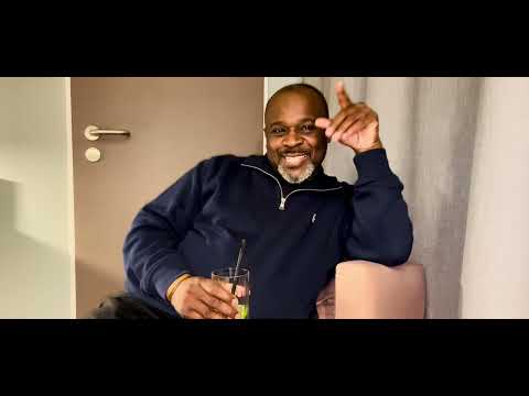 Laughter is the best answer!! #hater