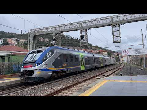 ETR 425 Jazz a Pietra Ligure.