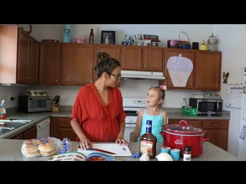 Slow Cooker Crock Pot BBQ Chicken from Pioneer Woman...