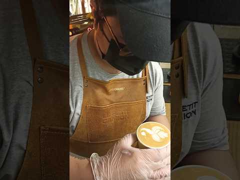 Latte art - Inverted Tulip Phoenix