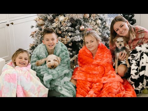 Christmas Morning Special | Opening Presents | The LeRoys