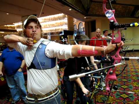 Brady Ellison shooting the AAE KSL Finger Tab in Las Vegas