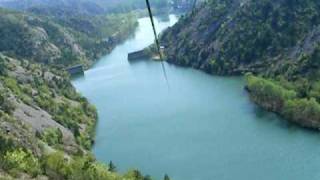 Video : China : Zip-line across a valley at SiMaTai Great Wall 司马台长城