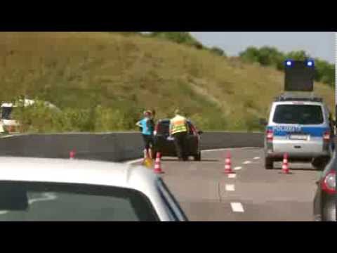 Unfall A4 kurz vor Erfurt 16.08.2013 Polizei sperrt 2 Fahrspuren