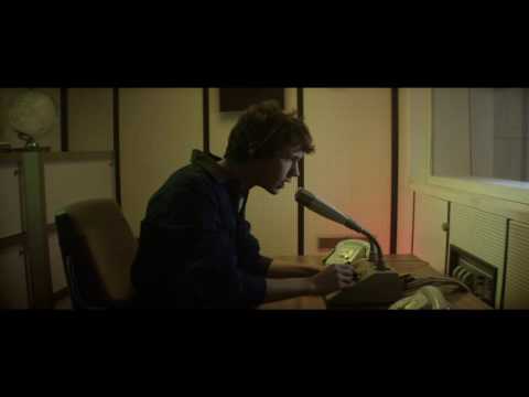 Henning May - Hurra die Welt geht unter