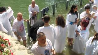 preview picture of video 'Baptism of the Russian Orthodox Christian believers in the Yardenit baptism site,  Israel'