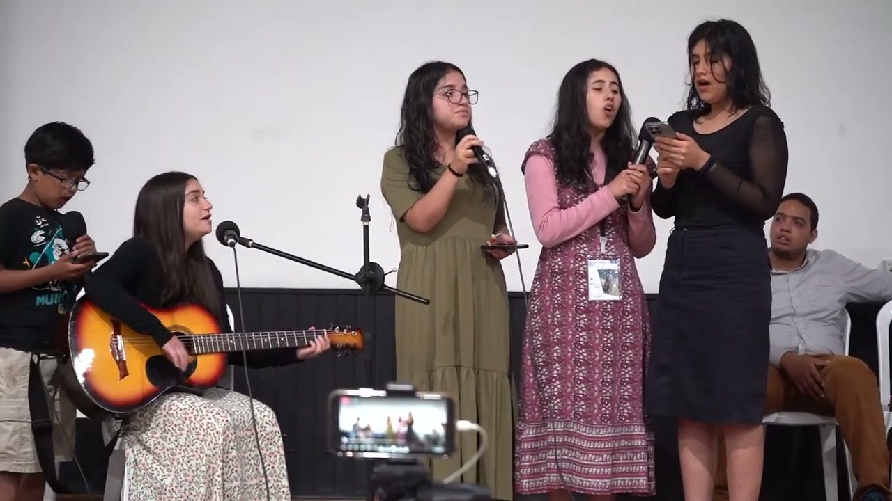 Alabanza de Grupo de Chile - Congreso Medellin 2023