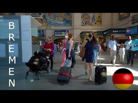 Caminhada na estação ferroviária de Bremen, Alemanha, verão de 2022