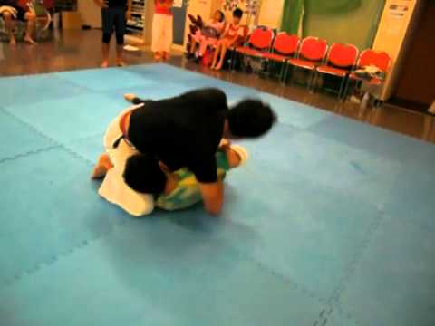 阪急武庫之荘　総合格闘技ジム　マススパーリング2　10月15日（火）