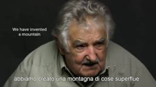 José Alberto Mujica Cordano parla del materialismo
