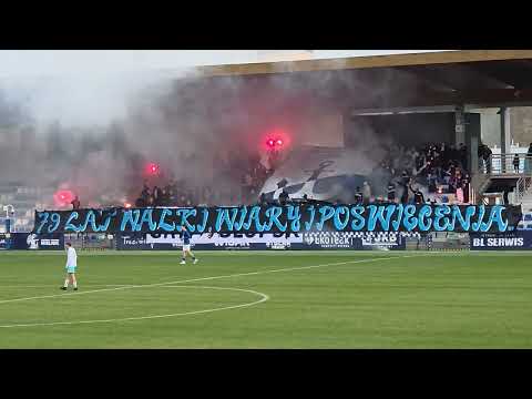 Kotwica Kołobrzeg - Mewa Resko (klasa okręgowa) Oprawa kibiców z okazji 79-lecia istnienia klubu.