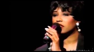 Lisa Fischer - &quot;How Can I Ease The Pain&quot; ( Live )