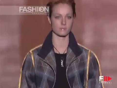 "Exté" Autumn Winter 2004 2005 Milan 2 of 4 Pret a Porter by FashionChannel