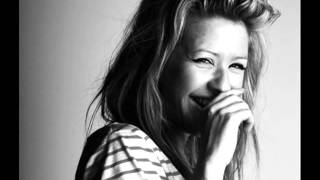 Lissie &amp; Ellie Goulding   Everywhere I Go