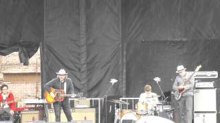 Jeff Tweedy & Friends - Fake Fur Coat 6-28-15 Solid Sound Festival, North Adams, Ma