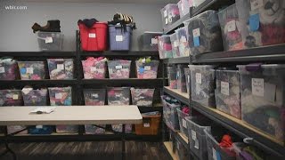 VERIFY: Does donating used luggage help foster children?