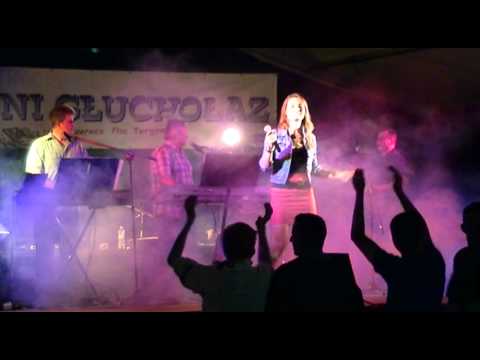 Dni Głuchołaz 2012   Paulina Lulek i TRUWERZY 1