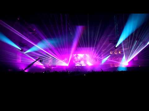 DJ Chuckie @ Dirty Dutch - Outsiders 2009 *nightfocus.nl*