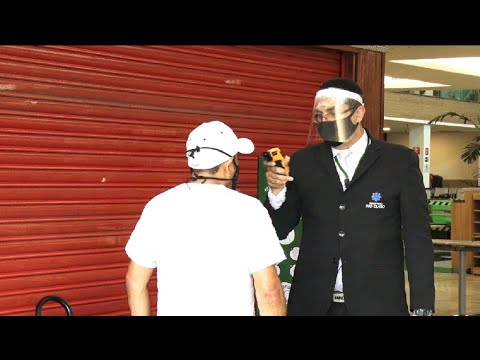 Shopping reabre com medidas de segurança contra o coronavírus