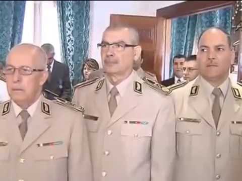 بوتفليقة والجنرالات.. ماذا وراء التغييرات؟