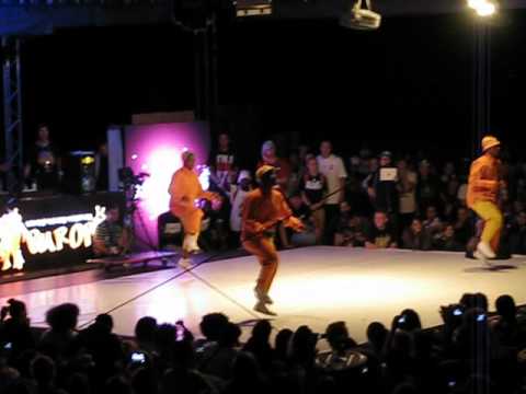 SDK 2012 Real Action Johannesburg Pantsula show