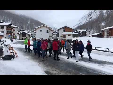 Linedance in Saas-Almagell