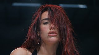 Kadr z teledysku Houdini tekst piosenki Dua Lipa