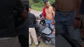 Download lagu Thug picked the wrong target... the person he tried to extort turned out to be an undercover cop.... mp3