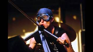 Inner City Unit featuring Robert Calvert- Spirit of the Age