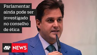 Deputado Frederico D’Ávila pede desculpas após ofensas a arcebispo e ao papa