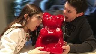 EATING THE WORLD'S LARGEST GUMMY BEAR FOR DINNER!