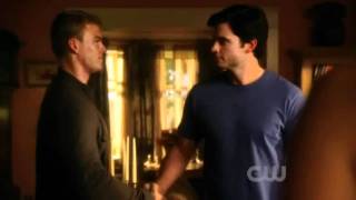 The Un-American  - (VRA Theme - Smallville Fan Vid)