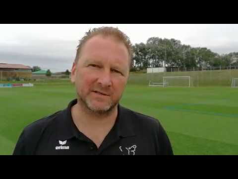 Trainer Andreas Arr-You (SG Eschbach/Wernborn) zum 1:3 in Stierstadt