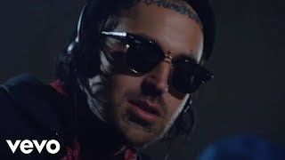 Bubba Sparxxx - YGMFU ft. Yelawolf (Official Music Video)