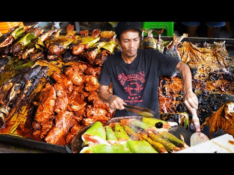 Monster Grilled Seafood Feast in Malaysia! Famous Ikan Bakar (Halal Grilled Fish)