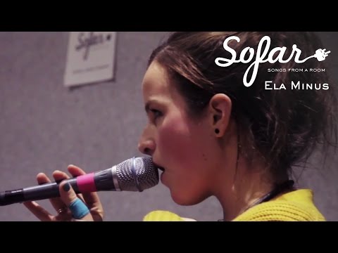 Ela Minus - Porch Song / Jamaica | Sofar NYC