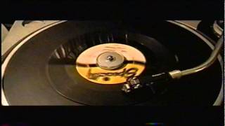 Little Richard - KEEP A KNOCKIN + CAN&#39;T BELIEVE YOU WANNA LEAVE 1957